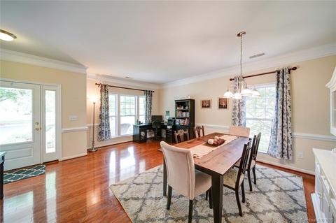 9923 Willow Leaf Ln, Cornelius, NC 28031 photo 4