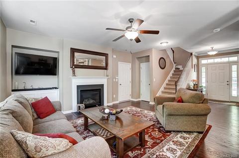 17228 Lake Path Dr, Cornelius, NC 28031 photo 9