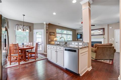 17228 Lake Path Dr, Cornelius, NC 28031 photo 16