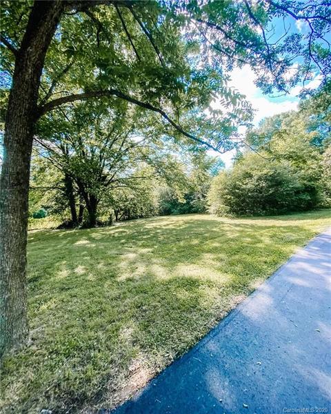 3915 Sofley Rd, Charlotte, NC 28206 photo 3