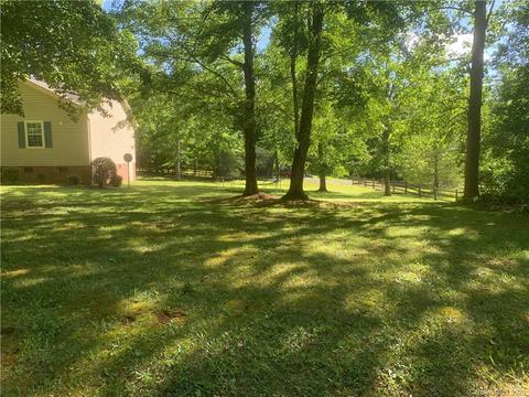 601 Maple St, Locust, NC 28097 photo 2