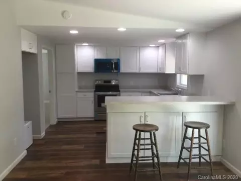 3575 14th Avenue Sw Dr SW, Hickory, NC 28602 photo 9