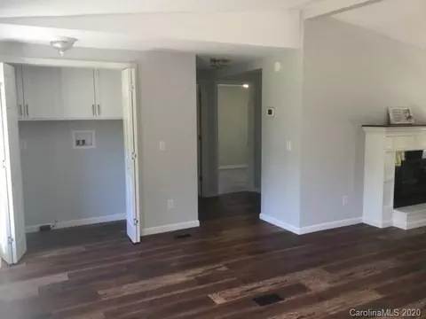 3575 14th Avenue Sw Dr SW, Hickory, NC 28602 photo 10
