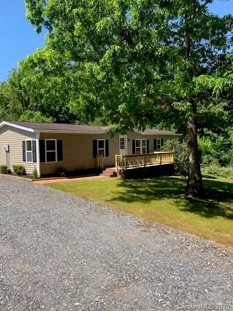 3575 14th Avenue Sw Dr SW, Hickory, NC 28602 photo 2