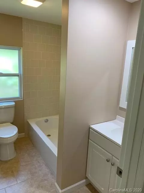 3575 14th Avenue Sw Dr SW, Hickory, NC 28602 photo 13