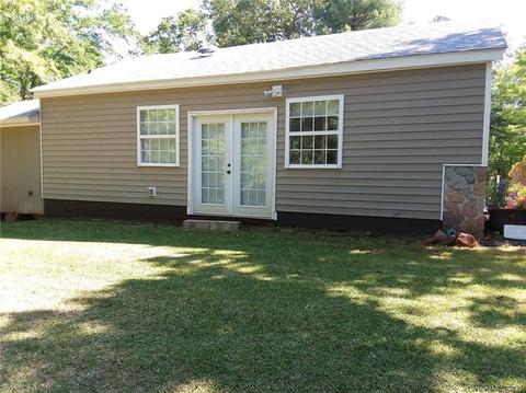 288 Cold Springs Rd, Mill Spring, NC 28756 photo 3