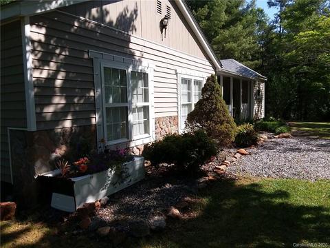 288 Cold Springs Rd, Mill Spring, NC 28756 photo 4