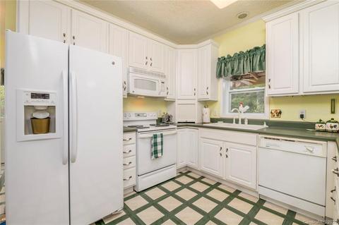 401 Cabe Rd, Sylva, NC 28779 photo 15