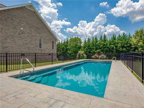 101 Williams Rd, Fletcher, NC 28732 photo 3