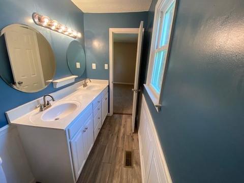 826 Setzer Dr NE, Conover, NC 28613 photo 17