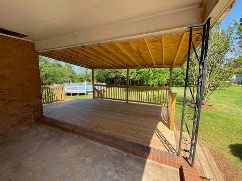 826 Setzer Dr NE, Conover, NC 28613 photo 5