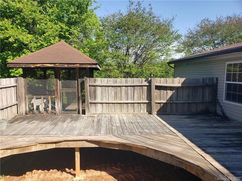 129 Haystack Ln, Olin, NC 28660 photo 12