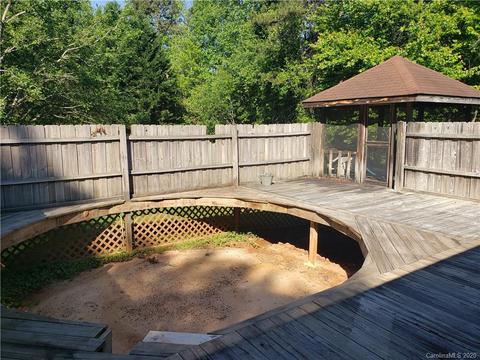 129 Haystack Ln, Olin, NC 28660 photo 10