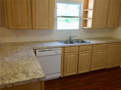 703 E Chestnut St, Stanley, NC 28164 photo 6