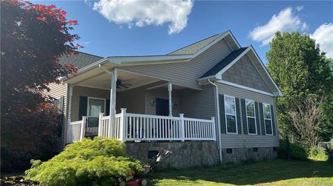 323 Angora Dr, Bostic, NC 28018 photo 2