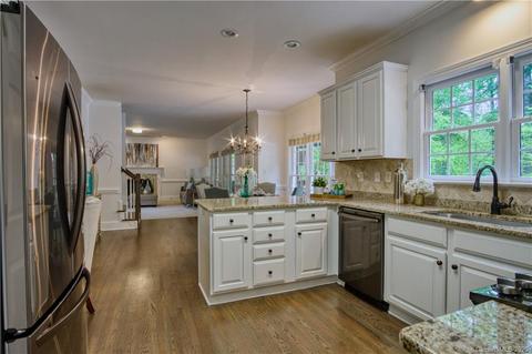 105 Melbourne Dr, Fort Mill, SC 29708 photo 12