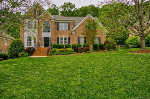 105 Melbourne Dr, Fort Mill, SC 29708 photo 1