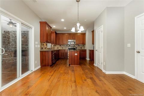 3318 Streamside Dr, Davidson, NC 28036 photo 12