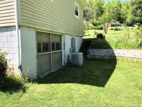 10 Artic Ln, Sylva, NC 28779 photo 7