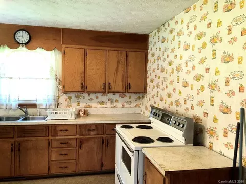 10 Artic Ln, Sylva, NC 28779 photo 14