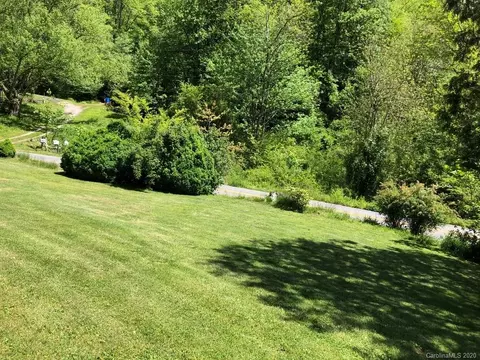 10 Artic Ln, Sylva, NC 28779 photo 5