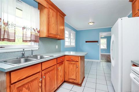 1812 Baker St, Lancaster, SC 29720 photo 8