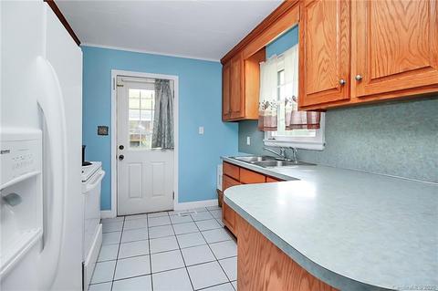 1812 Baker St, Lancaster, SC 29720 photo 7