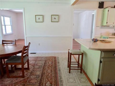 620 Forest St, Mars Hill, NC 28754 photo 6