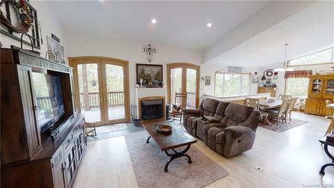205 Bear Ct, Fairview, NC 28730 photo 16