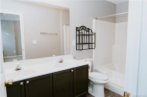 8059 Mariners Pointe Cir, Denver, NC 28037 photo 15