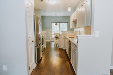 8059 Mariners Pointe Cir, Denver, NC 28037 photo 7