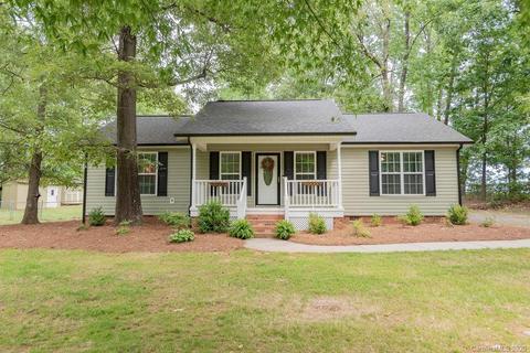 4917 Pine Oaks Dr, Monroe, NC 28112 photo 1