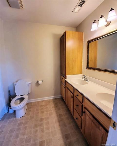 15 Singleton Ln, Fletcher, NC 28732 photo 12