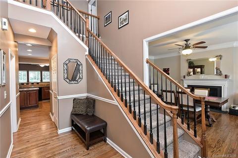 512 Ann Shaw Ave, Fort Mill, SC 29708 photo 2