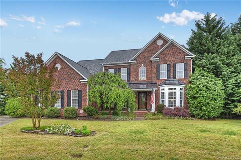 512 Ann Shaw Ave, Fort Mill, SC 29708 photo 1