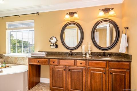 10763 Traders Ct, Davidson, NC 28036 photo 23