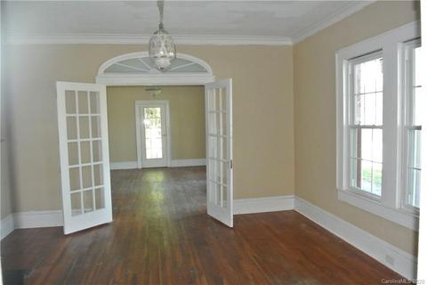 675 E Main St, Spindale, NC 28160 photo 4