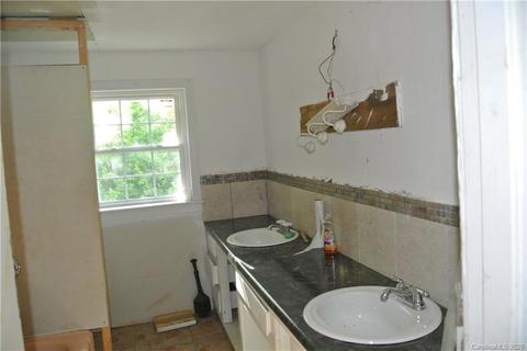 675 E Main St, Spindale, NC 28160 photo 12