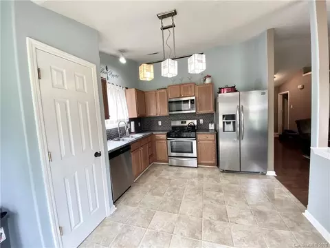 1013 Sunlight Path Dr, Monroe, NC 28110 photo 9