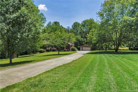5908 Greyfield Dr, Monroe, NC 28110 photo 4