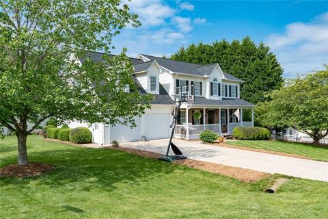 2019 Sugar Maple Ln, Conover, NC 28613 photo 1