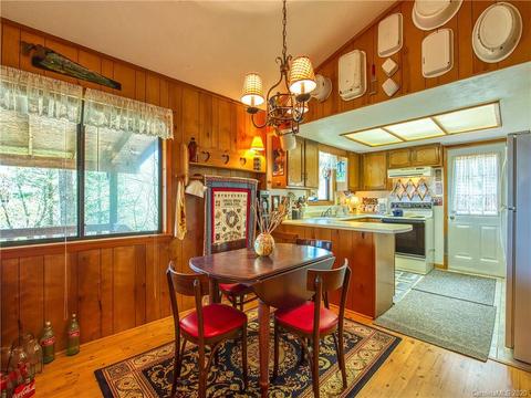 1896 Hurricane Ridge Trce, Clyde, NC 28721 photo 12