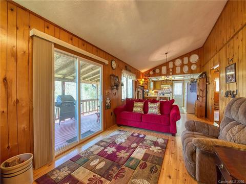 1896 Hurricane Ridge Trce, Clyde, NC 28721 photo 13