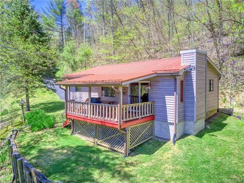 1896 Hurricane Ridge Trce, Clyde, NC 28721 photo 3