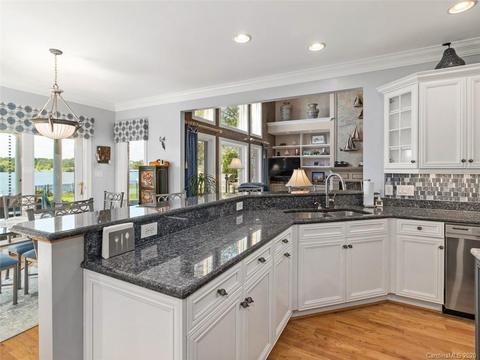 7114 Windaliere Dr, Cornelius, NC 28031 photo 15