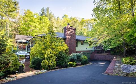 883 Windover Dr, Brevard, NC 28712 photo 2