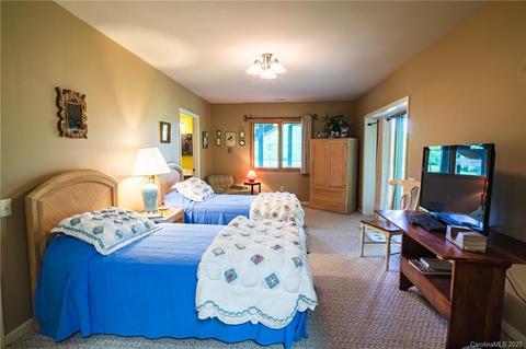 883 Windover Dr, Brevard, NC 28712 photo 45
