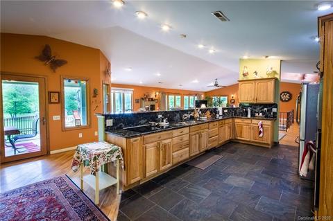 883 Windover Dr, Brevard, NC 28712 photo 26