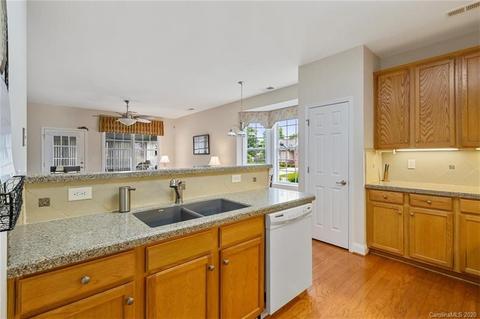 2006 Citron Ave, Fort Mill, SC 29708 photo 5