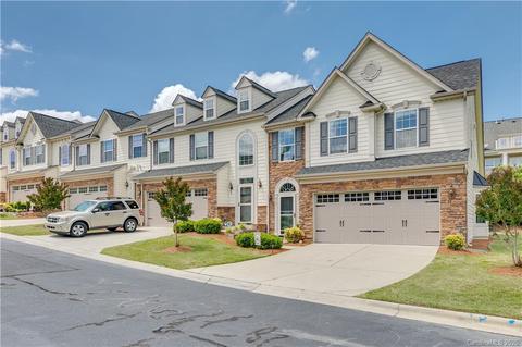 515 Sailview Dr, Tega Cay, SC 29708 photo 2